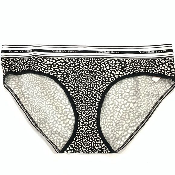 Victoria's Secret Other - Victoria’s Secret cotton hiphugger animal print panty Small